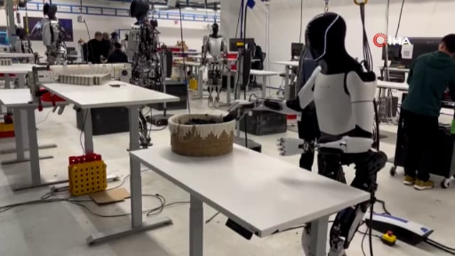 Tekstil İşçisi Robot