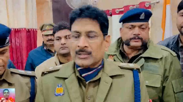 Reliance ko bahut badi safalta 105 mobile Gire Hue jinki anuvadit lagat lagbhag 14:50000 lakh kimat batai ja rahi hai