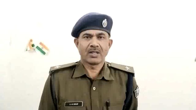 वासुदेवपुर ओ पी पुलिस ने एक देसी कट्टा के साथ एक हथियार तस्कर को पुलिस ने गिरफ्तार किया।