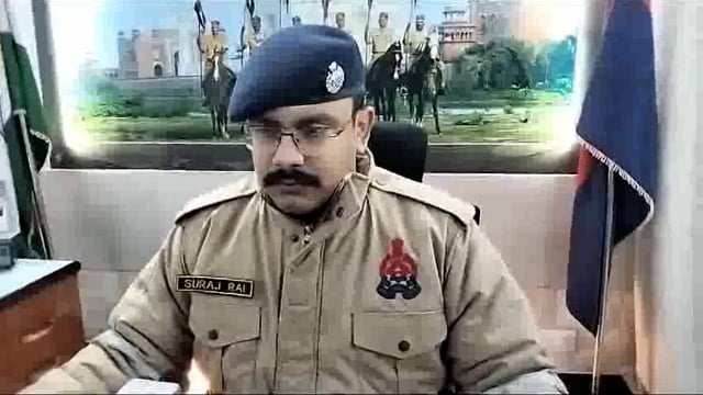 पुलिस उपायुक्त नागार्जुन कार्यालय पर लगभग प्रताप 62 आवेदनों में से लॉटरी के माध्यम से चिन्हित 10 व्यक्तियों को मुख्य अग्