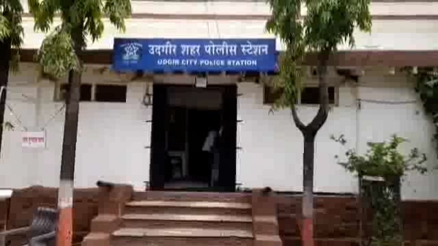 पैशासाठी महिलचा छळ,सासरच्या पाच लोकांवर गुन्हे दाखल