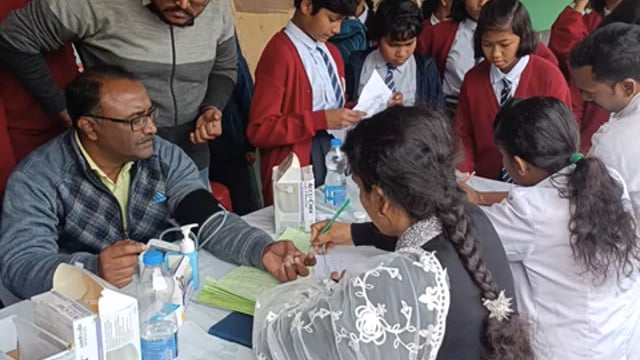  पी एम श्री भद्रक नवोदय विद्यालय में आयोजित स्वास्थ्य जांच कार्यक्रम ।