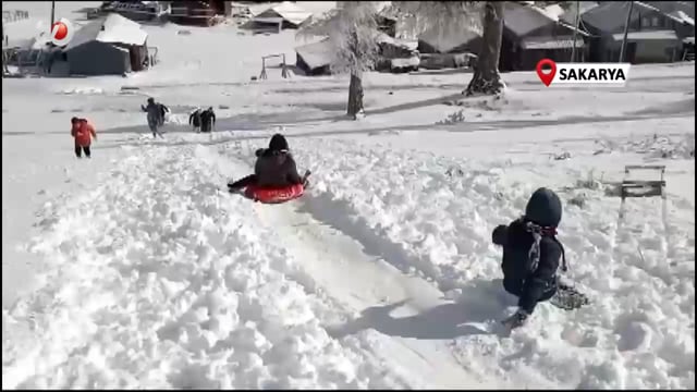 Karın Keyfini En Çok Çocuklar ÇıkardıKarın Keyfini En Çok Çocuklar Çıkardı