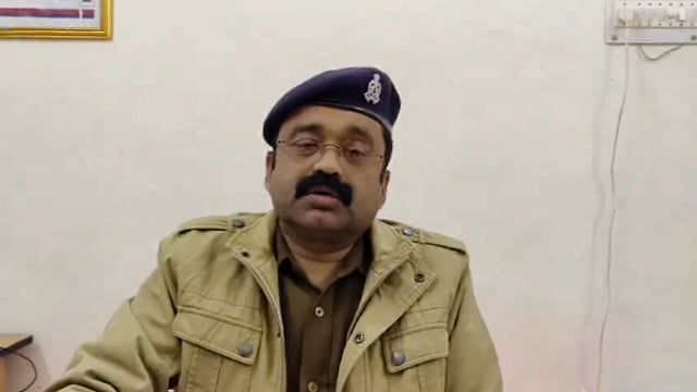 *थाना निगोही क्षेत्र में सावित्री ट्रे़डिंग कंपनी में बायलर फटने से हुई एक मजदूर की मृत्यु के संबंध में श्री सुधीर जायसव