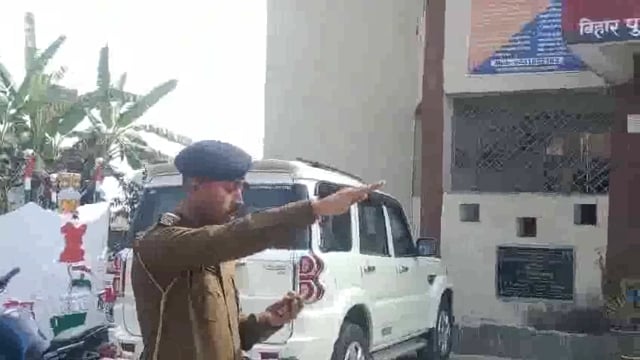 राष्ट्रीय ध्वज एवं 26 जनवरी को लेकर थाना परिसर में शपथ ग्रहण करवाया गया#20m 