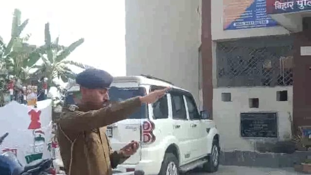 राष्ट्रीय ध्वज एवं 26 जनवरी को लेकर थाना परिसर में शपथ ग्रहण करवाया गया#20m 