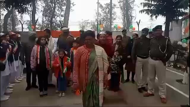 थरथरी प्रखंड मे ब्लॉक अंचल  स्वास्थ्य केंद्र थाना परिसर किरसीं भवन मे 75 वा  गणतंत्र दिबस 