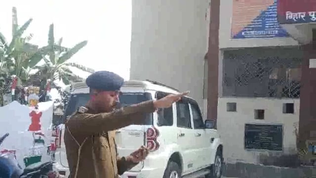 राष्ट्रीय ध्वज एवं 26 जनवरी को लेकर थाना परिसर में शपथ ग्रहण करवाया गया#20m 