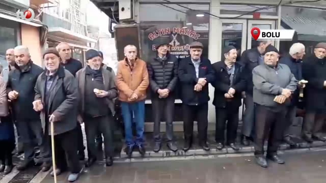 Soğuğa Aldırış Etmeden Geleneği Sürdürdüler