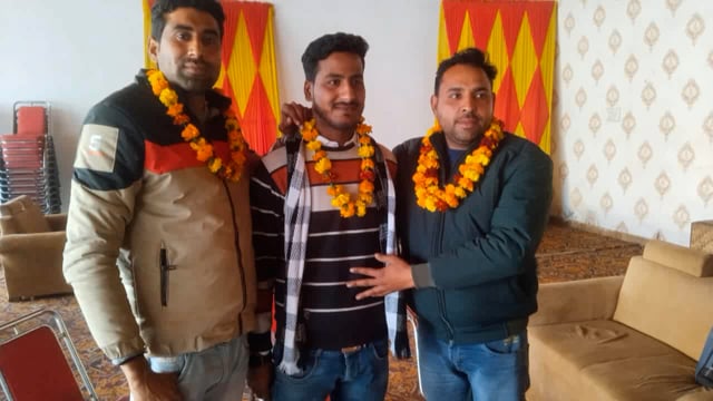 Roorkee:आज रुड़की के श्री गार्डन में एक मीटिंग का आयोजन किया गया वही पर सभी पत्रकार साथियों ने अपने विचार व्यक्त किए 