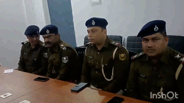 लखीसराय जिला पुलिस लाइन के सभागार में पुलिस अधीक्षक पंकज कुमार ने नए पुलिस कर्मियों के साथ की बैठक आयोजित