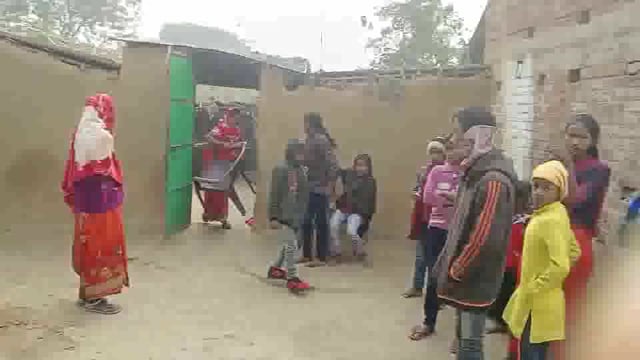 रात में पीछे का दरवाजा तोड़ बेलगाम अज्ञात चोरों ने 50 हजार रुपए से ज्यादा की संपत्ति चोरी कर हुए फरार