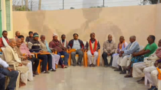 पुर्वी ठाठा पंचायत के अमुल डेयरी द्वारा गठित सोसाइटी का प्रथम बर्षगाठ बडे धूमधाम से सोसाईटी के परिसर मे मनाया गया