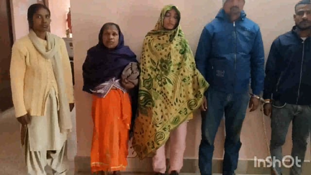 लखीसराय उत्पाद विभाग की टीम ने नगर थाना एवं कजरा थाना क्षेत्र से तीन शराब कारोबारी एवं एक शराबी को किया गिरफ्तार