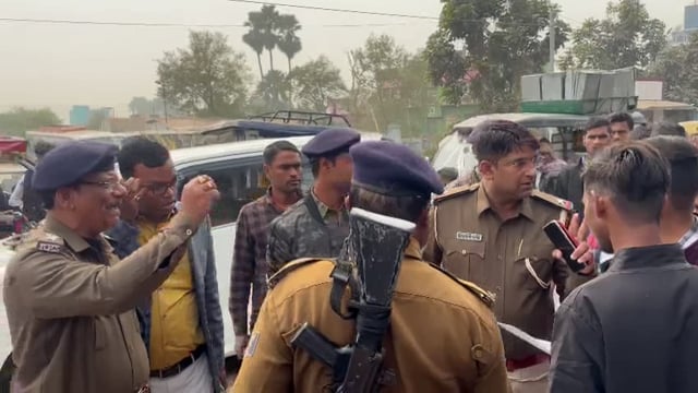 शेखपुरा - बिहार में कहाँ है पुलिस फ्रेंडली, परीक्षार्थियों पर वर्दी का रोब कितना वाज़िव