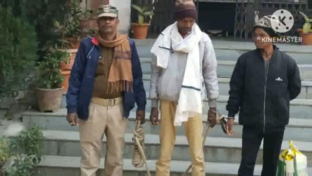 पुलिस ने रजौली थाना क्षेत्र के जमुनदाहा गांव में छापेमारी कर तीन शराब कारोबारी को किया गिरफ्तार भेजा न्यायालय
