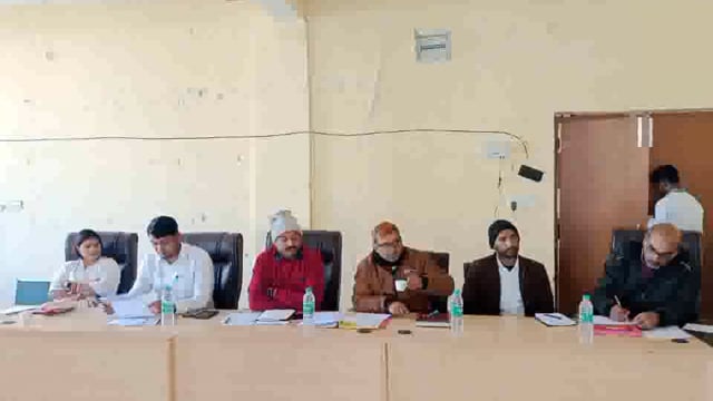 hilsa:नालन्दा हिलसा नगर परिषद में बोर्ड की बैठक में जोरदार हुई हंगामा योजनाओं में भ्रष्टाचार और मनमानी करने का लगाया आरो