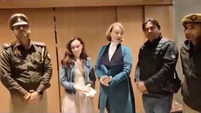 रूसी महिला पर्यटक के रुपए हुए चोरी एक लाख से ज्यादा की नगदी होटल में गायब आगरा पुलिस ने तुरंत किया बरामद