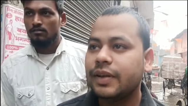 सासाराम के वार्ड 25-26 में नाली का पानी सड़क पर जमाव होने से लोगों में आक्रोश 