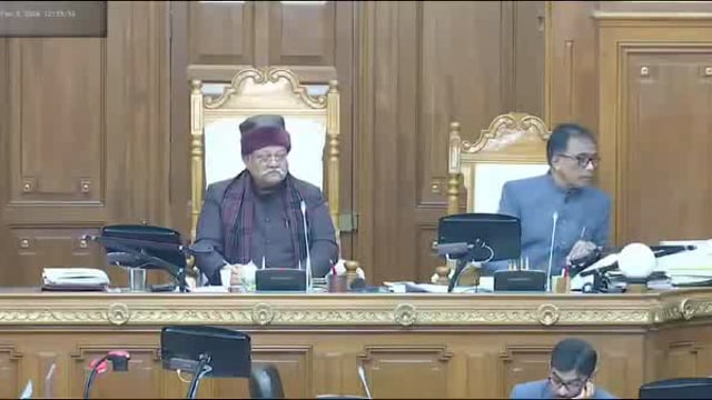 आज पत्रकारों की सुरक्षा एवं उन्हें गुजारा भत्ता कैशलेस इलाज अन्य बुनियादीसुविधा प्रदान करने हेतु उत्तर प्रदेश में सदन मे