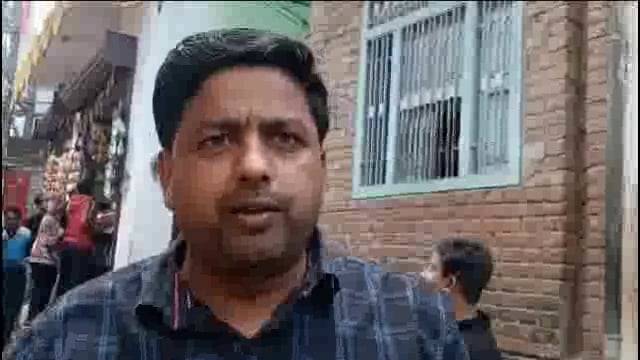 सासाराम में स्लैब कार्य में अनियमितता को लेकर आयुक्त से शिकायत 