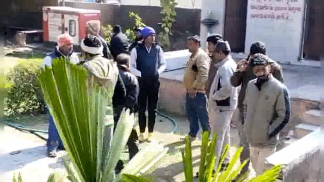 पिता के साथ स्कूटी पर जा रही किशोरी की ट्रक की टक्कर से मौत