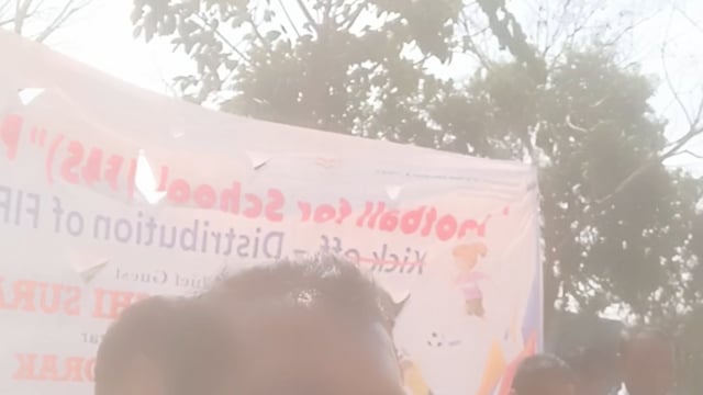 ଭଦ୍ରକ ଜିଲ୍ଲାର ପିଏମ ଶ୍ରୀ ନବୋଦୟ ବିଦ୍ୟାଳୟ ରେ କେନ୍ଦ୍ର ସରକାରଙ୍କ ତରଫରୁ ଫୁଟବଲ ଫର ସ୍କୁଲ କାର୍ଯ୍ୟ କ୍ରମ ଅନୁଯାୟୀ ଫୁଟବଲ ବଣ୍ଟନ ହୋଇଚି ।