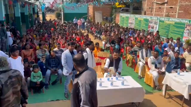 nalanda :- शिक्षा इंटरनेशनल स्कूल में भव्य वार्षिकोत्सव,उप महापौर प्रतिनिधि दानिश मलिक के द्वारा दीप प्रज्वलित कर किया,