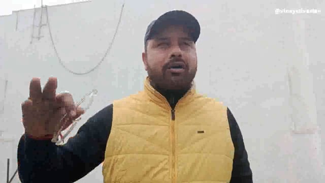 घोसी लोकसभा में बाहरी व्यक्ति के बजाय लोकल व्यक्ति को टिकट दिया जाये जो विकास की बात करें 