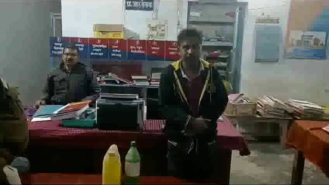 बड़े कटेकोनी से7 लीटर कच्ची महुआ शराब के साथ एक आरोपी को डभरा पुलिस ने किया गिरफ्तार