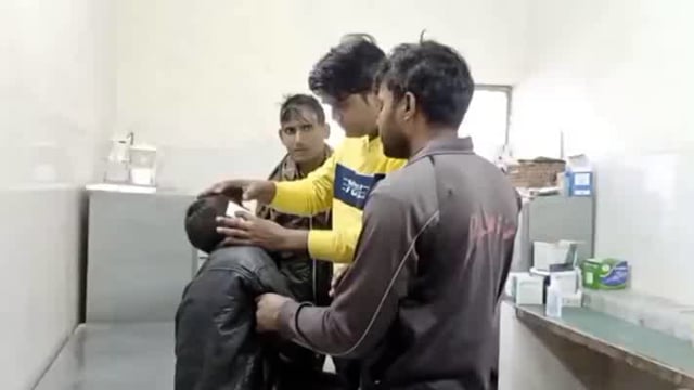 जलालाबाद क्षेत्र के गांव कटका में दबंगों ने रास्ते के निकास को किया बंद,मना करने पर दबंगों ने की मारपीट चार लोग हुए घायल