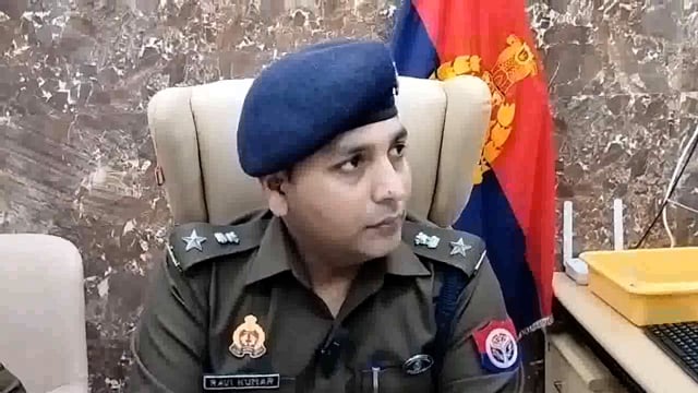 थाना बमरौली कटारा प्रेस नोट के संबंध में पुलिस उपायुक्त पूर्वी जोन  आगरा द्वारा दी गई वाइट 