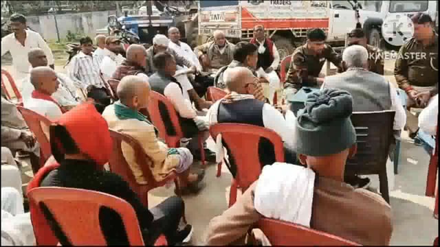 सरस्वती पूजा को लेकर परना डाबर थाना में की गई शांति समिति की बैठक