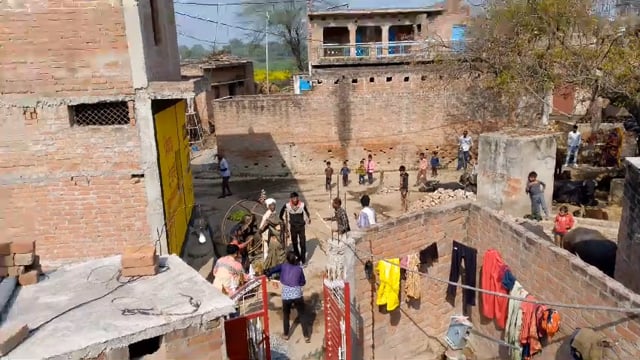 जालौन जनपद में जमीन विवाद को लेकर चले लाठी डंडे दोनों पक्षों से सात लोगों को आई चोटे जिसमें पुलिस ने मुकदमा दर्ज कर जांच