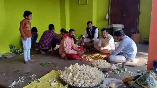 मकर संक्रांति उत्सव मास में 600 परिवार ने मधुसूदन के दरबार में लगाया खिचड़ी भोग