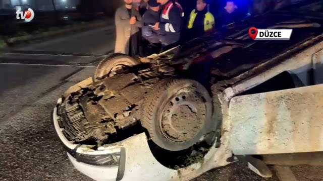 Kayganlaşan Yolda Otomobil Karşı Şeride Geçip Takla Attı 3 Yaralı