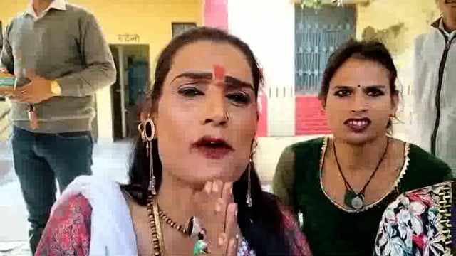 जालौन जिले से अनोखी खबर किन्नरों ने नगर क्षेत्र के विकास के लिए भेजा ज्ञापन प्रधानमंत्री को संबोधित उपजिलाधिकारी को दिया