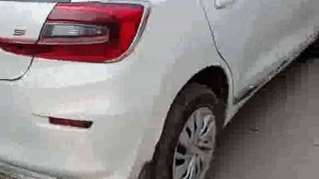 *यातायात पुलिस ने चलाया अभियान,उतारी गई लक्जरी गाडियों से काली फिल्म*