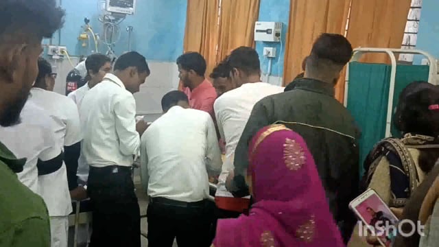 लखीसराय जिले के मेदनी चौकी थाना क्षेत्र के हुसैना गांव की महिला ने पारिवारिक विवाद में खाई जहर स्थिति नाजुक