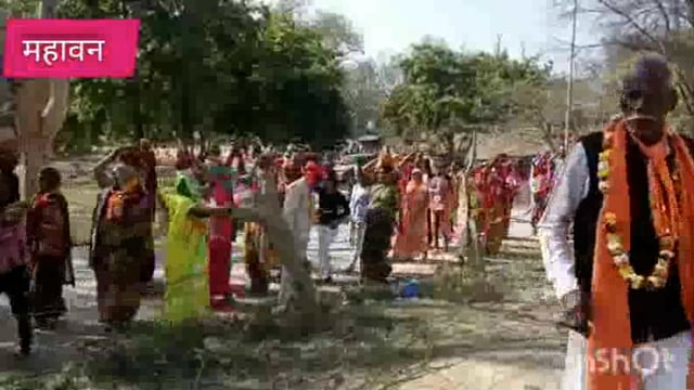 महावन अन्नपूर्णा महायज्ञ हुआ प्रारंभ संतों ने किया शोभायात्रा के साथ महायज्ञ का प्रारंभ संतों नेकला कर्तव्य का प्रदर्शन 