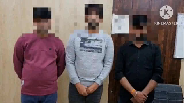 पुलिस भर्ती परीक्षा में फर्जी तरीके से परीक्षा दे रहे हैं तीन अभियुक्तों को कासगंज पुलिस ने किया गिरफ्तार।