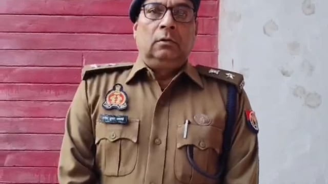 थाना कटरा पुलिस द्वारा 24 घण्टे मे चोरी का खुलासा करते हुये, चोरी के माल व अदद नाजायज तमन्चे सहित दो नफर अभियुक्तों की 