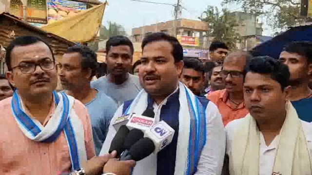 সাংবাদিকদের মুখোমুখি এগরা ব্লক ১পঞ্চায়েত সমিতির সহ-সভাপতি মাননীয় সত্য চক্রবর্তী