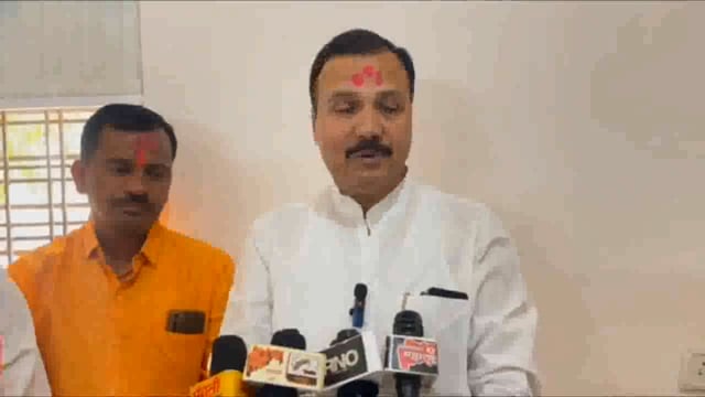 कृषी उत्पन्न बाजार समिती येथे छत्रपती शिवाजी महाराज यांची जयंती साजरी - कृषी उत्पन्न बाजार समिती सभापती संजय लहानकर 