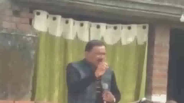 जखनिया के जबरा पार में बहुजन समाज पार्टी ने गांव चलो अभियान के तहत लोगों से किया संपर्क