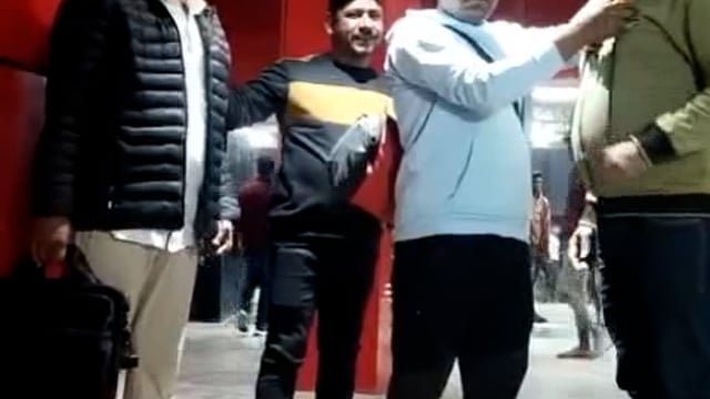 बैतिया पत्रकार  महासम्मेलन मै पहुंचने पर संगठन की टीम का स्थानीय पत्रकारों ने किया भव्य स्वागत 