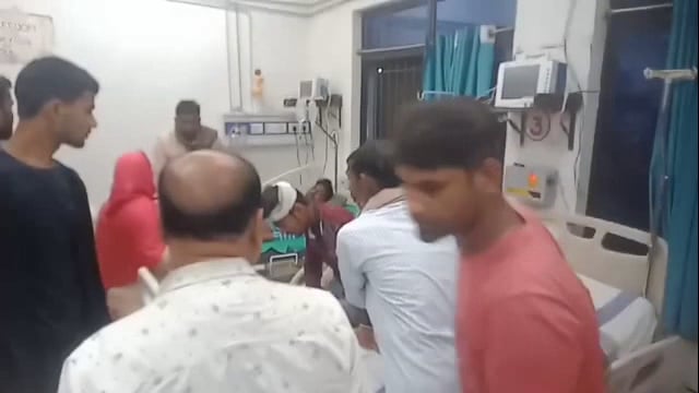 रोहतास के नाद में दबंगों ने धारेदार हथियार से युवक को पीटकर किया घायल 