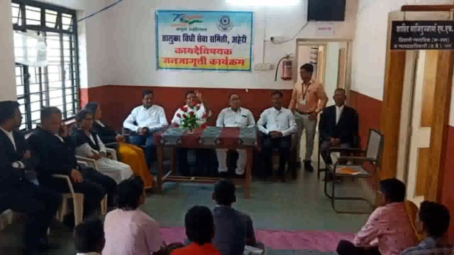 वेडा दिसला तर त्याला दगड मारू नये उलट त्याच्या योग्य उपचारासाठी प्रयत्न करावे - न्यायाधीश र. ना. बावनकर