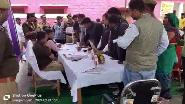 संग्रामगढ़ थाना समाधान में डीएम एसपी ने की सुनवाई
मकान जमीदोज मामले में एसपी ने जांच कार्यवाही के दिए आदेश