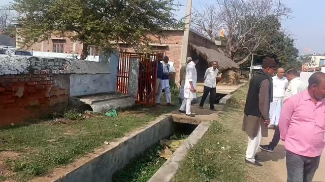 प्रखंड प्रमुख ने आधे दर्जन गांव का दौरा कर क्षेत्रीय समस्याओं से हुए अवगत, रजवाड़ा गांव पहुंच भंडारे का खाया प्रसाद